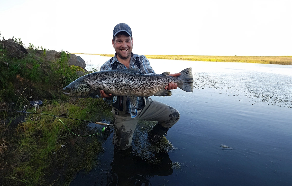 Fly Fishing Guide